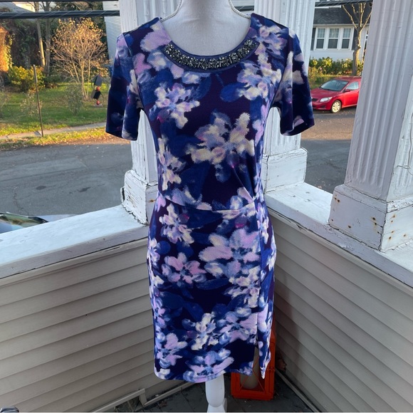 Jessica Simpson Ciara Dress in Purple Lilypad Size S (NWT) - Picture 2 of 12